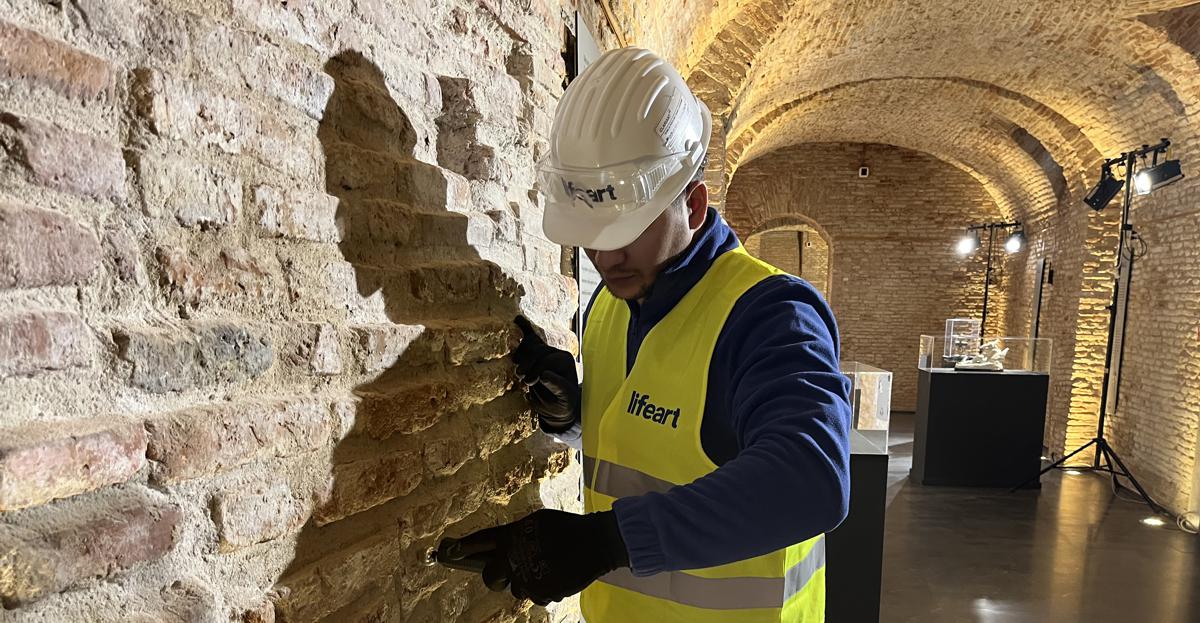 Cum protejăm construcțiile istorice fără intervenții invazive? Soluția: MURSEC ECO